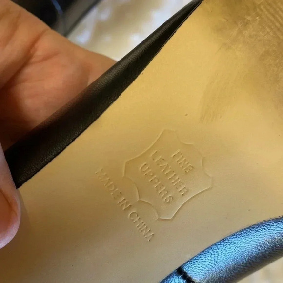 Ros Hommerson Black Leather Patent Toe Pumps - Picture 10 of 12